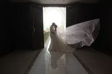 화이트 튤 웨딩 베일