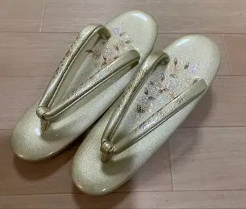 [ 16 ] 일본 의류 조리 배경 패턴 나전 골드 계열 포멀 M 사이즈