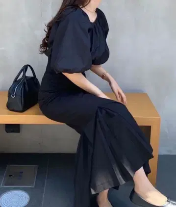 JUNOAH 퍼프 슬리브 개더 블라우스 M 블랙