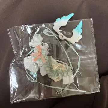 Sugary Girls 시크릿 라군 아웃핏, 깃털