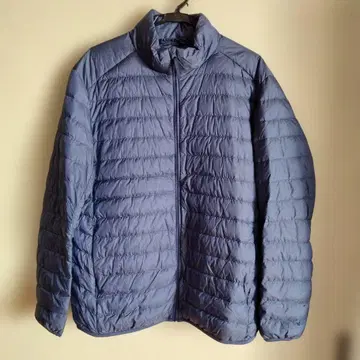 유니클로 남성용 울트라 라이트 다운 자켓 XL 사이즈