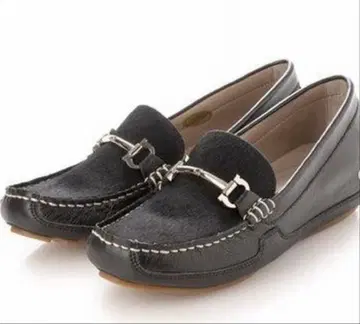 컨디션 최상 키스코 KISCO 여성용 비트인힐 블랙 23.5