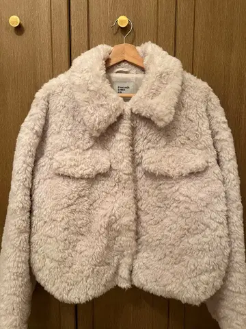 보아 자켓 크림색