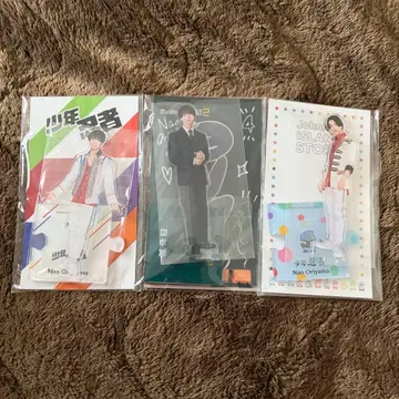 오리야마 나오 아크릴 스탠드 세트