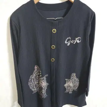 이타리야를 좋아하시는 분께 추천하는 노카라 자켓풍 튜닉 블랙 신축성