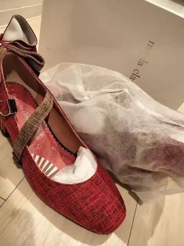 mayla classic 레드 트위드풍 펌프스 스트랩 포함 37