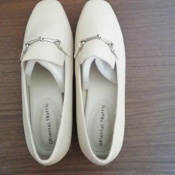 오리엔탈 트래픽 신발 사이즈 24.5cm 미사용 새상품