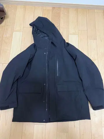 유니클로 하이브리드 다운 후드티 블랙 2XL