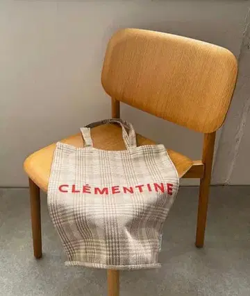 [ 새상품급 ] 블루블루에 체크 무늬 토트