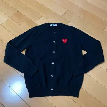 PLAY 블랙 가디건 하트 자수