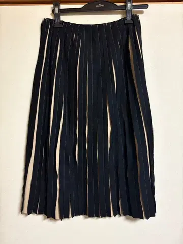 sybilla 시빌라 플리츠풍 플레어 스커트 새상품급