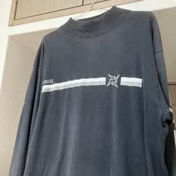 Metallica 90s L 블랙 소매 프린트 로고 블랙 페이드