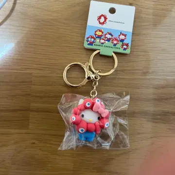 산리오 미야쿠미야쿠 키링 파스텔 키티