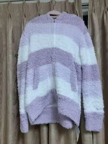 새상품 젤라또피케 상하의 세트