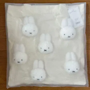 [ 미개봉 새상품 ] 메리제니 복슬복슬 미피 토트백 아이보리 화이트