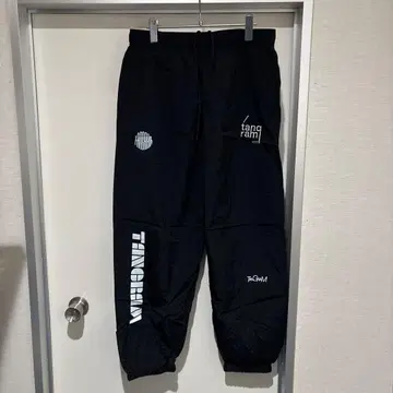 TANGRAM 블랙 나일론 팬츠 L 사이즈