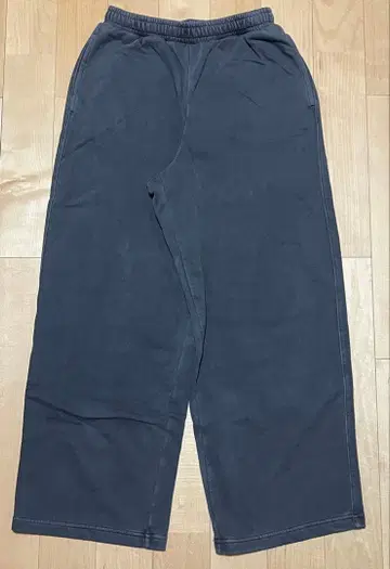 [ 미사용 ] MUSINSA STANDTD 피그먼트 와이드 스웨트 팬츠