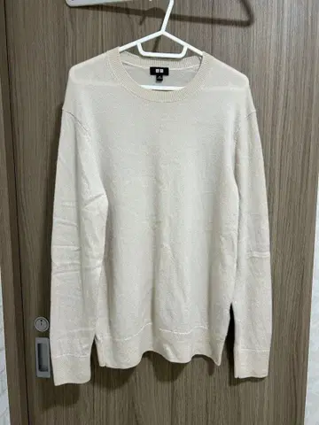 [ 유니클로 ] 캐시미어 크루넥 스웨터 M 화이트 UNIQLO 니트