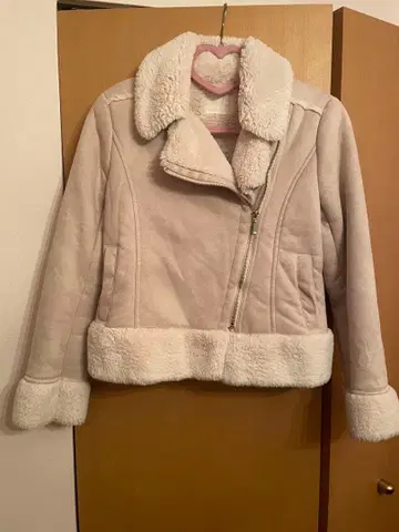 [12/20 종료] 무스탕풍 라이트 핑크 라이더스 코트