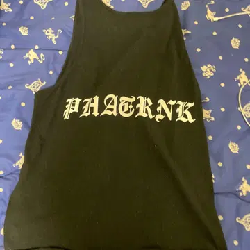 PHATRNK 블랙 탱크탑