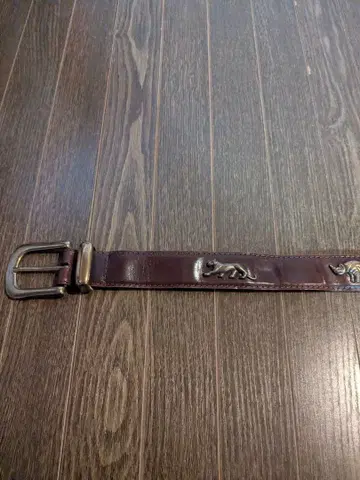 Vintage belt 애니멀 무늬 스터드 벨트 브라운 가죽