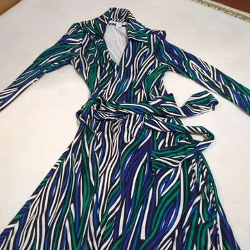 DIANE von FURSTENBERG 스트라이프 원피스 사이즈 4