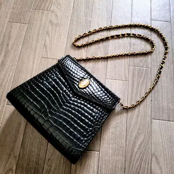 2way 샤이닝 숄더백 클러치백 골드 금장 장식