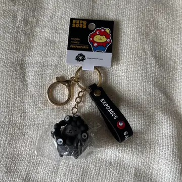 EXPO2025 폼폼푸딩과 블랙 미야쿠미야쿠 콜라보 키링