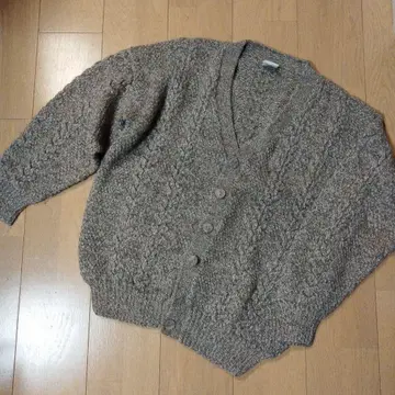 새상품급 알파카 가디건