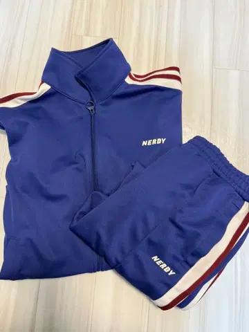 NERDY 저리 상하의 세트 M/S