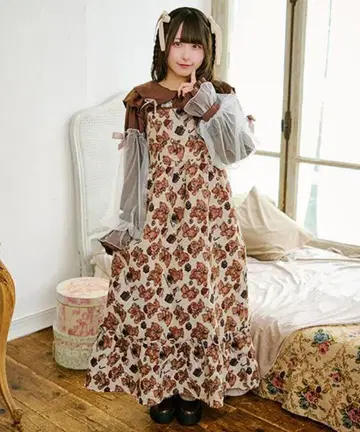 andST 한정판! 틸과 레트로 고블랑 티어드 오버롤 스커트 곰 패턴