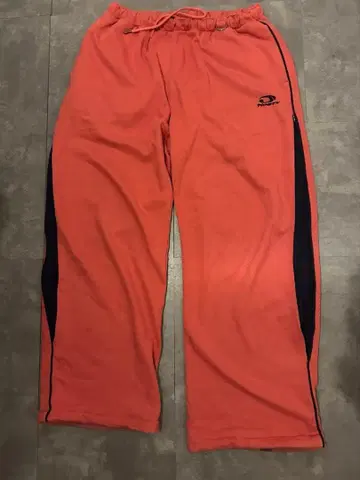 [ 9090 ] 스웨트 팬츠 레드 가로 지퍼로 두께 디자인 변경 가능