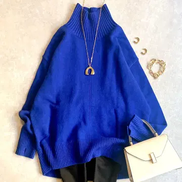 새상품급 iCB 소프트캐시미어믹스 하이넥 니트 2024 로얄 블루