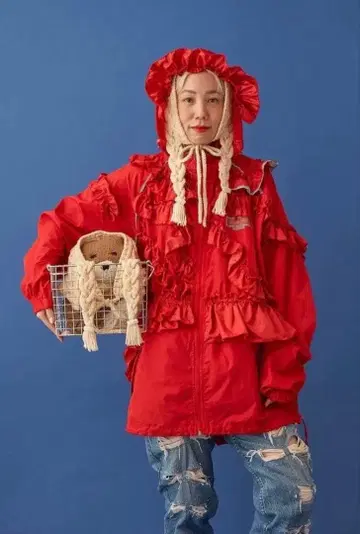 프릴 가득한 윈드 브레이커 (빨간색)