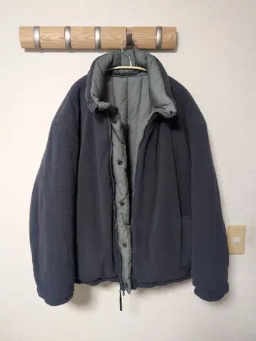 YOKE REVERSIBLE QUILTED PADDED BLOUSON