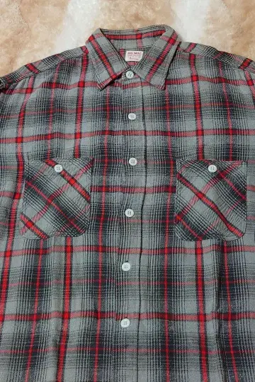 컨디션 최상 60s USA제 빅맥 플란넬 셔츠 XL 블랙 그레이