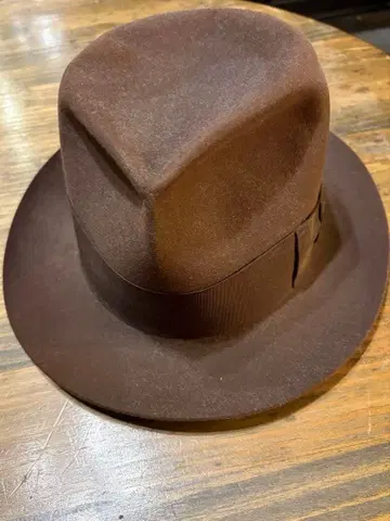 골동품 볼사리노 빈티지 브라운 박스 포함