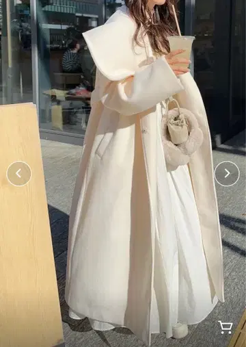 ogue. 오토나 코트 미사용품 아이보리