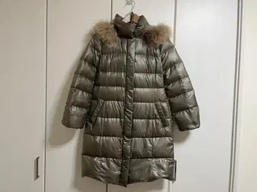 BALLSEY 퍼 트리밍 다운 코트 사이즈 38