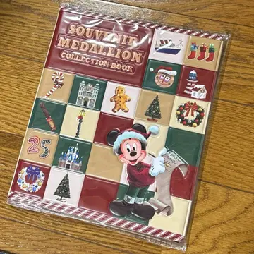 디즈니 리조트 크리스마스 2025 수베니어 메달북 Disney