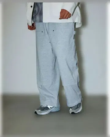 새상품급! BEAMS 더블니 스웨트 팬츠 S 사이즈