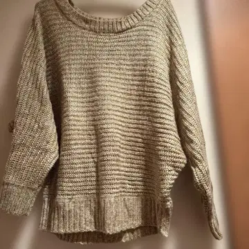 베이지 오버 사이즈 니트 스웨터 M 사이즈