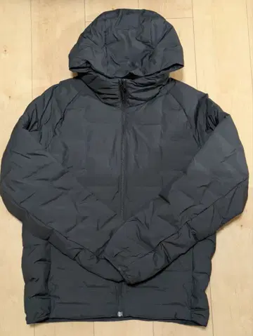 UNIQLO PUFFTECH 다운 자켓 BLACK M