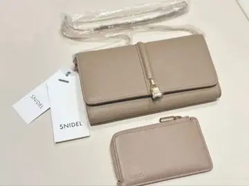 스나이델 베이지 장지갑 체인 포함 동전 지갑 세트 snidel