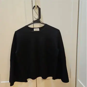 UNITED ARROWS 블랙 긴팔 니트