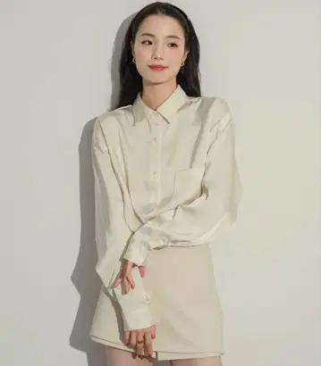 NEUNA 누나 와셔 새틴 셔츠 아이보리