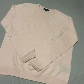 유니클로 캐시미어 크루넥 2023 핑크 새상품급