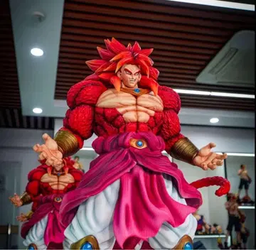 드래곤볼 브로리 슈퍼 사이어인 4 피규어 페인팅 완성품