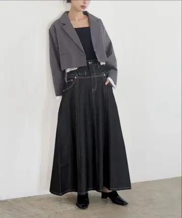 LIAN 레이어드 디자인 데님 플레어 스커트 [ 새상품 택 포함 ]