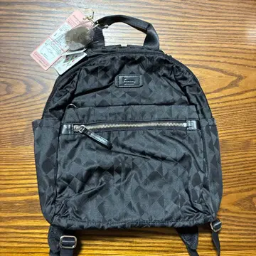 카나나 블랙 퀼팅 백팩